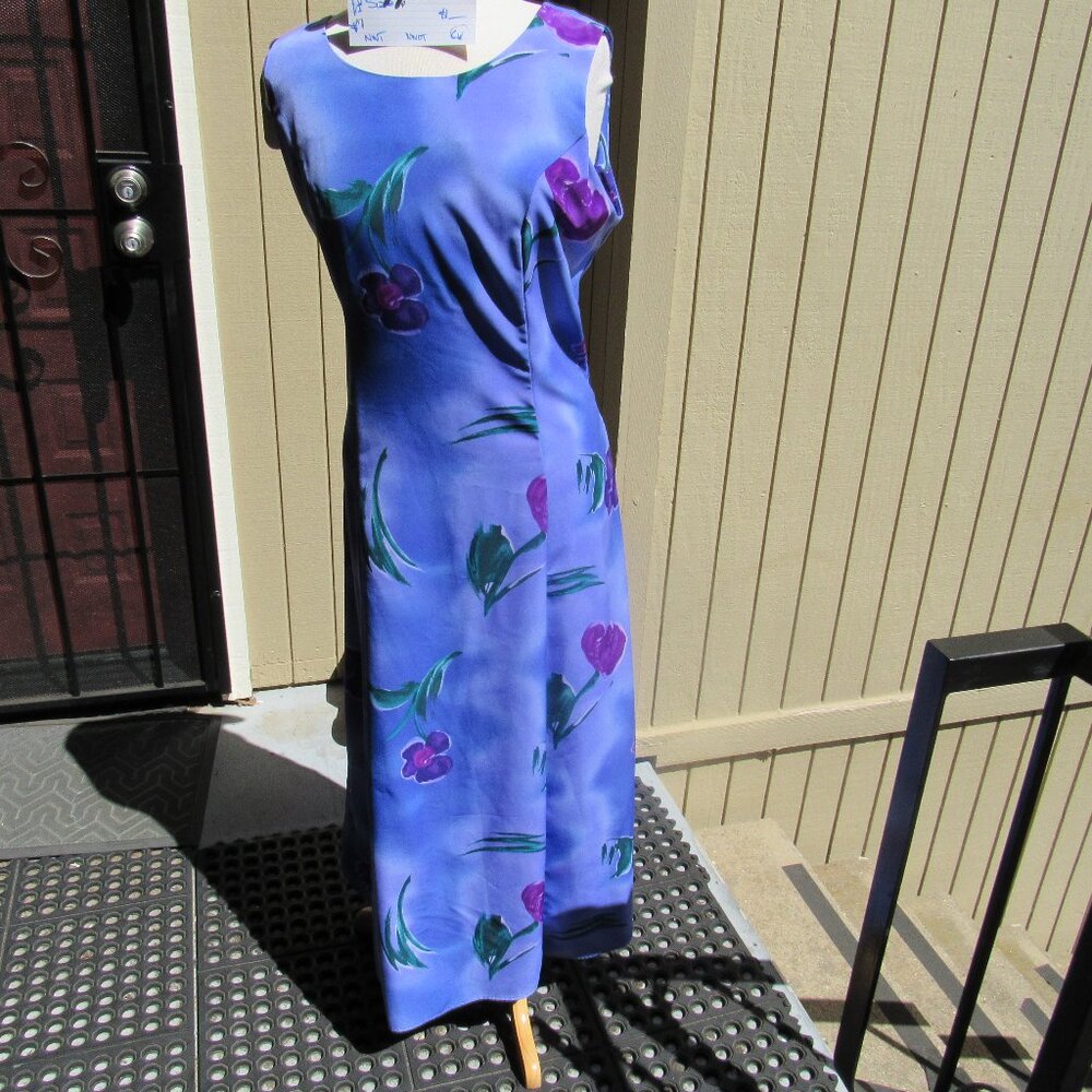 #385  WOMEN'S FLORAL PRINT LONG DRESS BY ALLISON CHE  (SIZE 16)